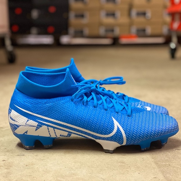 soccer cleats size 13 mens